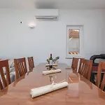 Amazing In With Wifi *