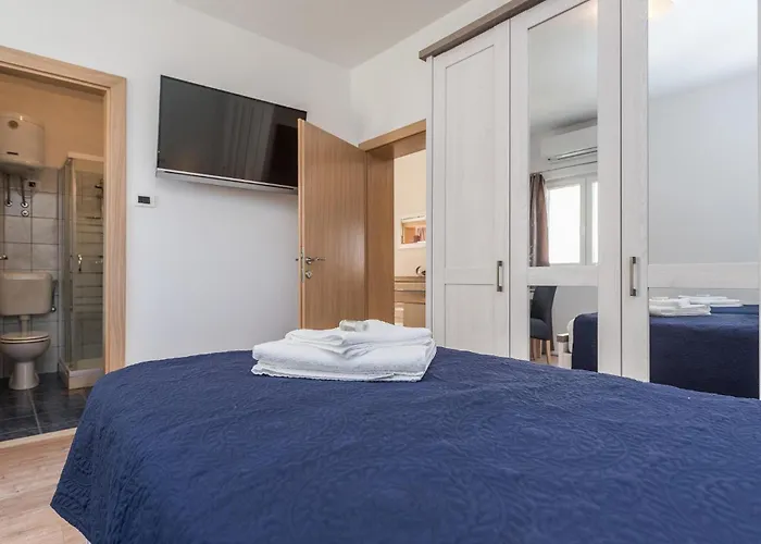 Vakantiehuis Amazing In With Wifi Vrsi
