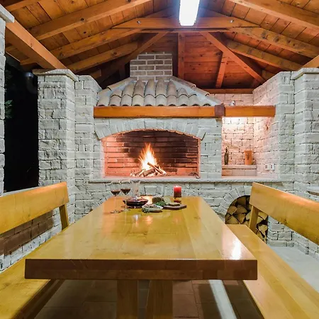 Holiday home Amazing In With Wifi Vrsi